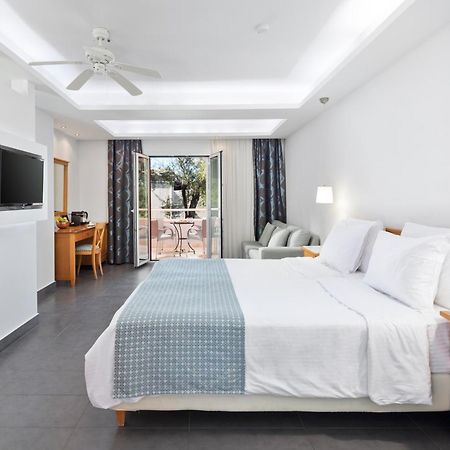 Sentido Apollo Palace Mesongí エクステリア 写真 A room at the hotel