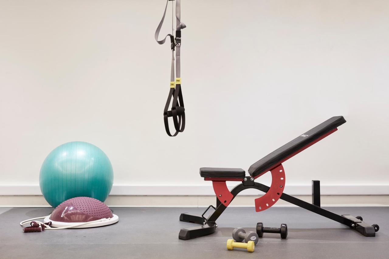 Sentido Apollo Palace Mesongí エクステリア 写真 A weight bench